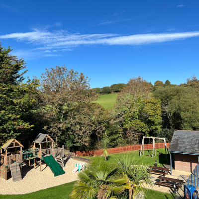 Childrens play area, leisure facilities