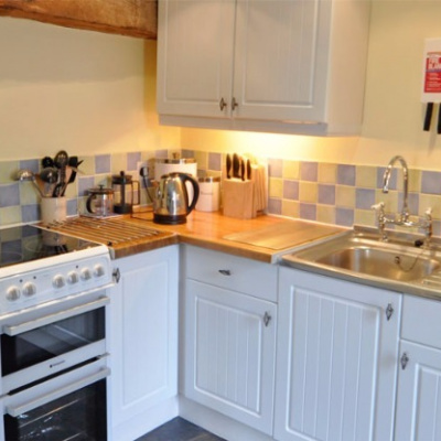 Well equipped kitchen