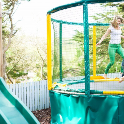 Trampoline