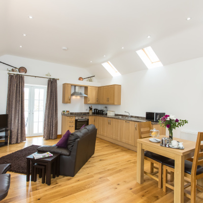 Open plan living/dining area