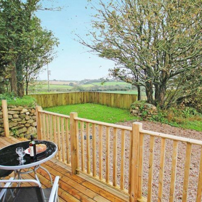 Private Decking &amp; Garden