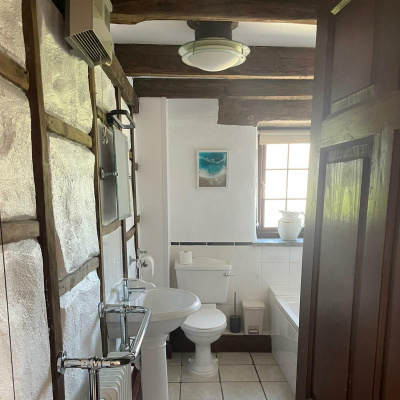 New bath and WHB