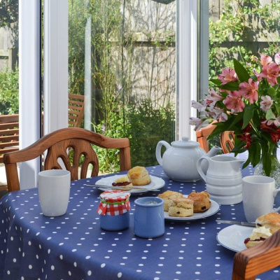 Home made cream tea or cake on arrival