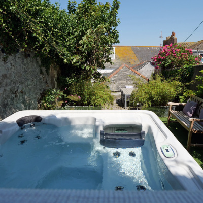 Hot tub