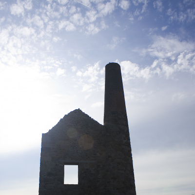 An iconic engine house of a Cornish tin mine