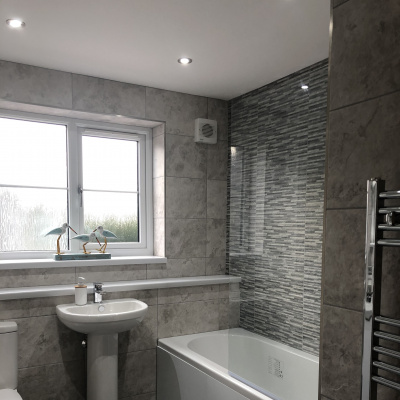 Main bathroom