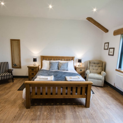 King Sized bedroom