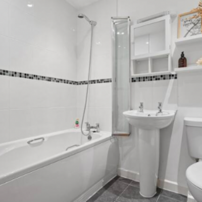 Full Bath1