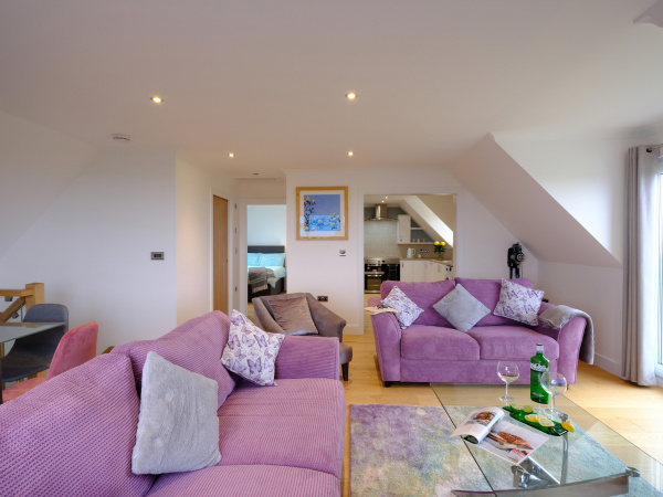 C:\fakepath\property 2238 brand new property sleeps 8 views of st michaels mount 1485 lounge min