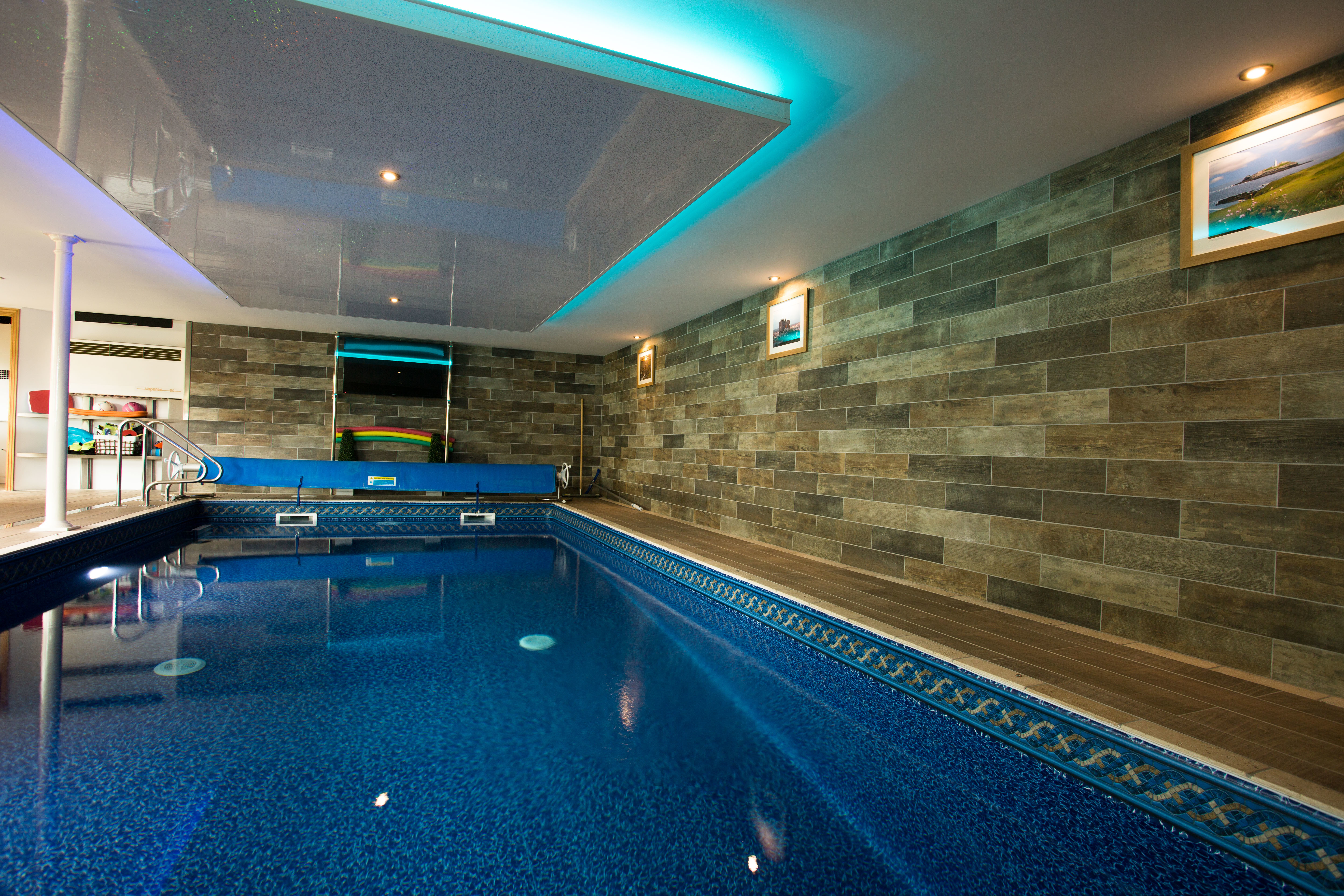 Dog friendly lodges cornwall with shop hot tub