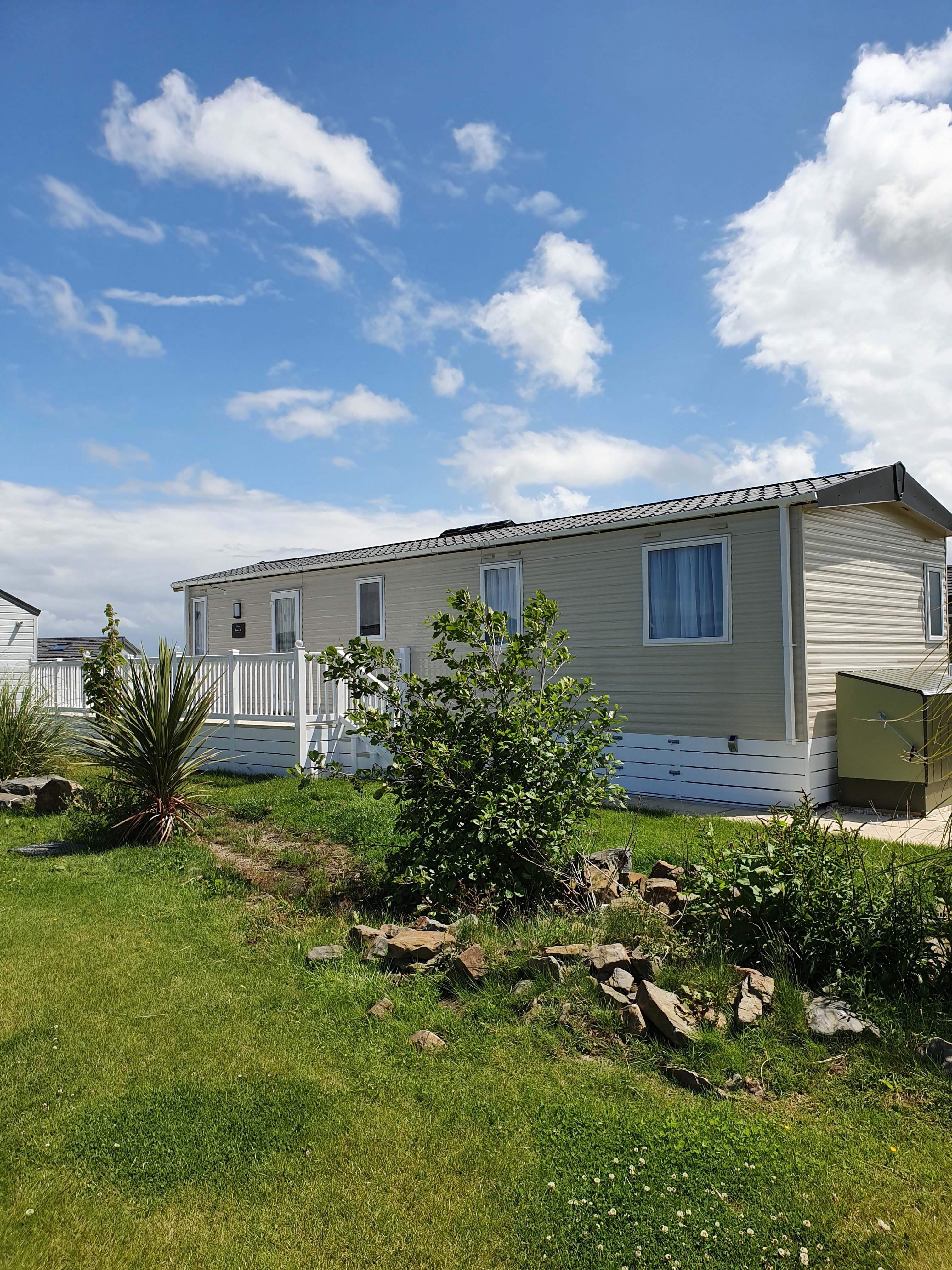 Dog friendly static caravan sites top