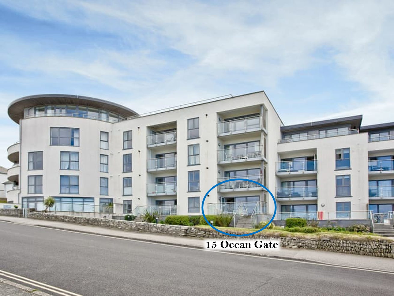 15 Ocean Gate Newquay Holiday Apartment in Newquay Select Cornwall